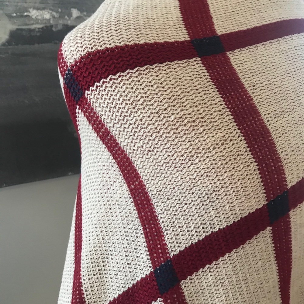 NWOT OS plaid irregular hem sweater poncho - Picture 2 of 2